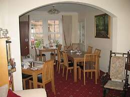 Mardon Guest House
