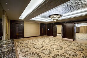 Bab Al Qasr Hotel