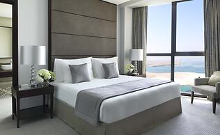 Bab Al Qasr Hotel
