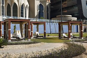 Bab Al Qasr Hotel