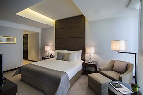 Bab Al Qasr Hotel