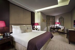 Bab Al Qasr Hotel