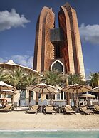 Bab Al Qasr Hotel