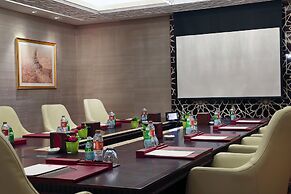 Bab Al Qasr Hotel