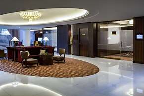 Bab Al Qasr Hotel