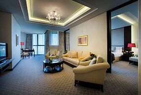 Bab Al Qasr Hotel