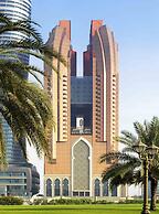 Bab Al Qasr Hotel