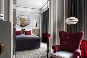 Nolinski Paris - Evok Collection