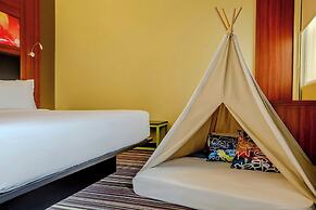 Aloft by Marriott Asuncion