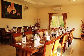 Nok Resort & Hotel