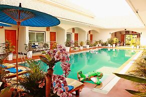 Nok Resort & Hotel