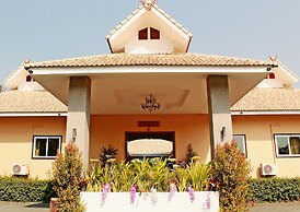 Nok Resort & Hotel