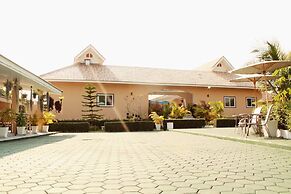 Nok Resort & Hotel