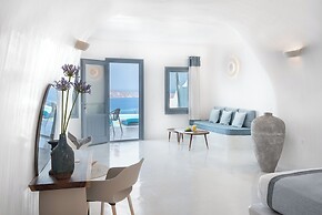 Maregio Suites