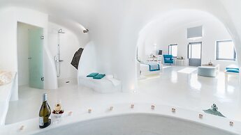 Maregio Suites