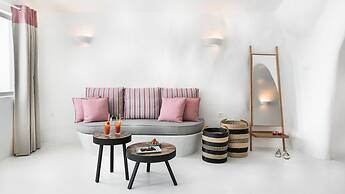 Maregio Suites