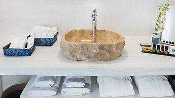 Maregio Suites