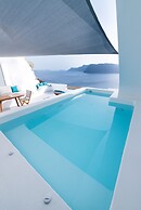 Maregio Suites