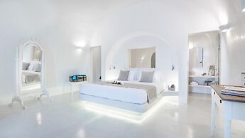 Maregio Suites