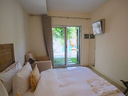Bella Sombra Hotel