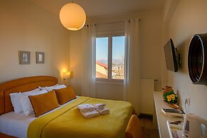 Leto Nuevo Hotel