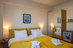 Leto Nuevo Hotel