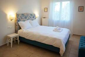Leto Nuevo Hotel
