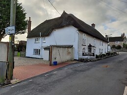 The White Cottage B&B