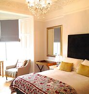 Antler Guest House