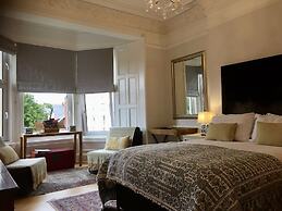 Antler Guest House