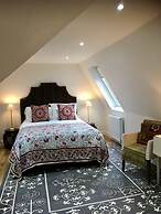 Antler Guest House