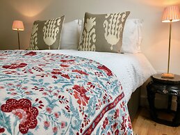 Antler Guest House