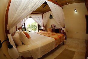 Charela Inn Hotel