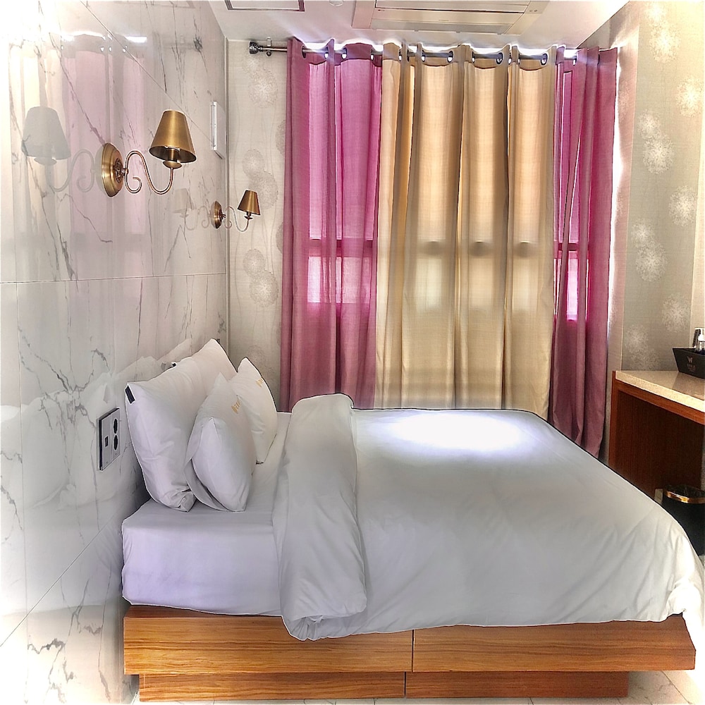 Gukje Business Hotel