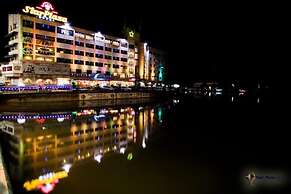 Star Plaza Hotel
