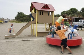 Troulis Seaside