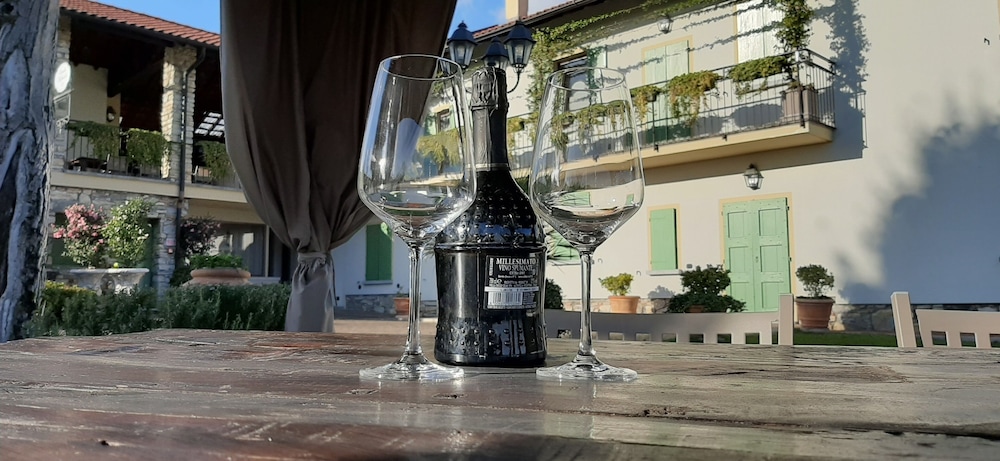 Casale Raffaello B&B