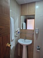 Dinara Hotel