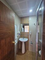Dinara Hotel