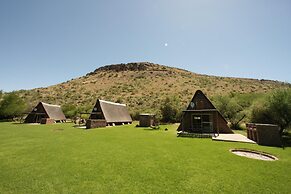 Ko-Ka Tsara Bushcamp