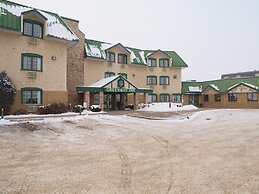 Travelodge by Wyndham Lacombe