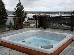 Eagle's Nest Resort