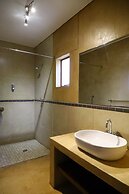 C'est Si Bon Hotel