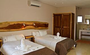 C'est Si Bon Hotel