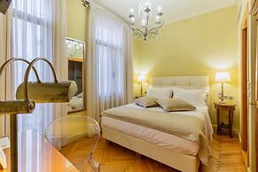 Sweet Home Hotel