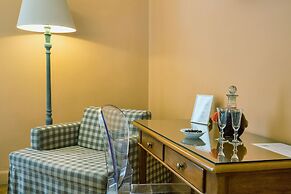 Sweet Home Hotel