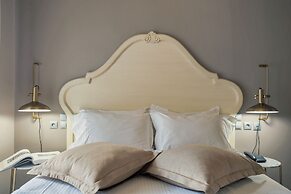 Sweet Home Hotel