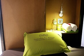 Tomodachi House