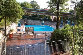 La Rocca Residence