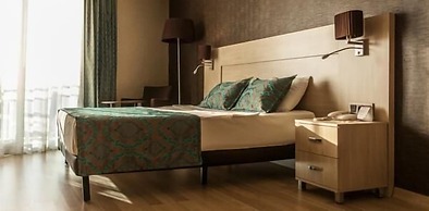 Parador Beach Hotel